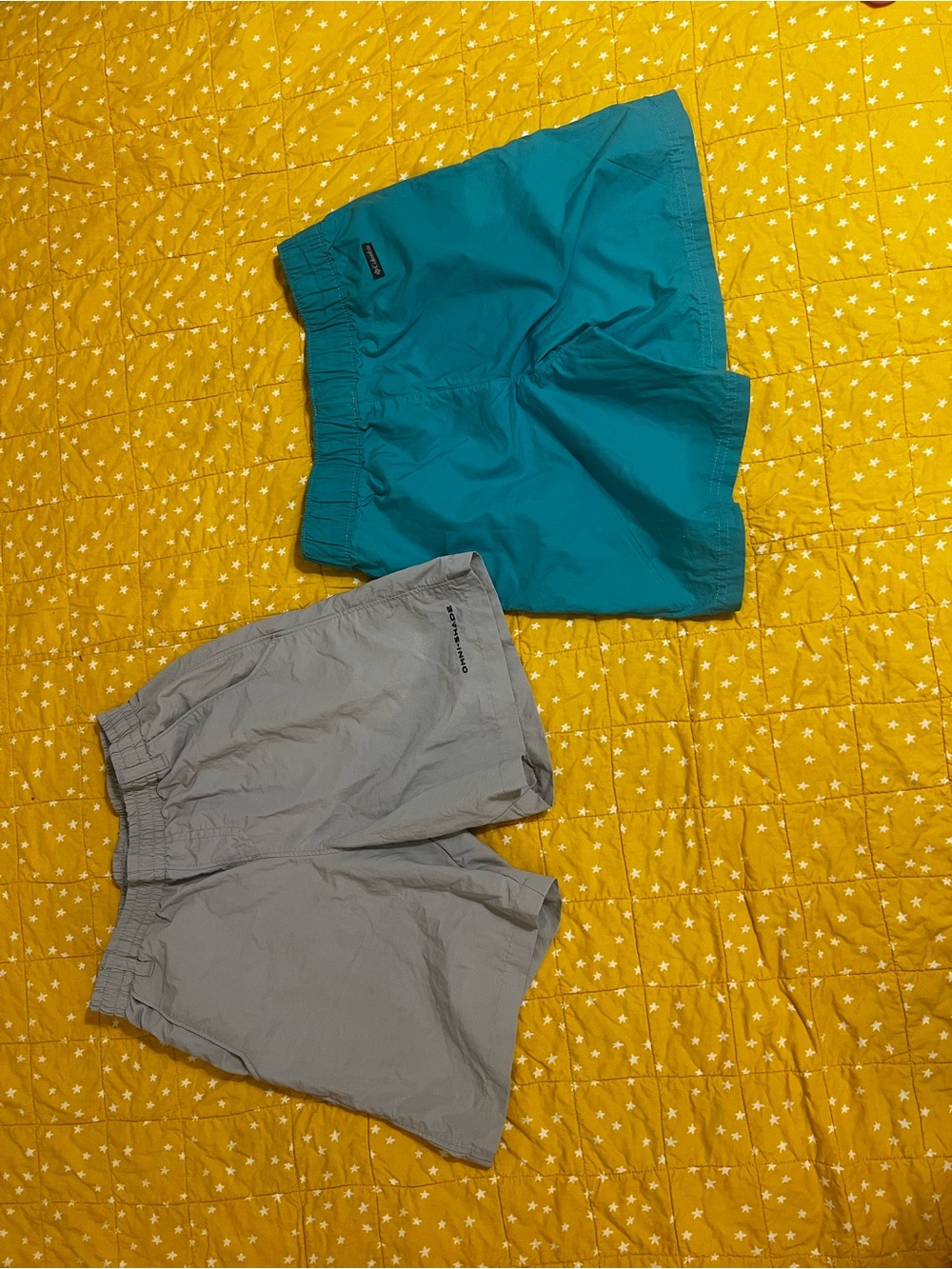 Lot of 2 Columbia Elastic-Waist Outdoor Shorts